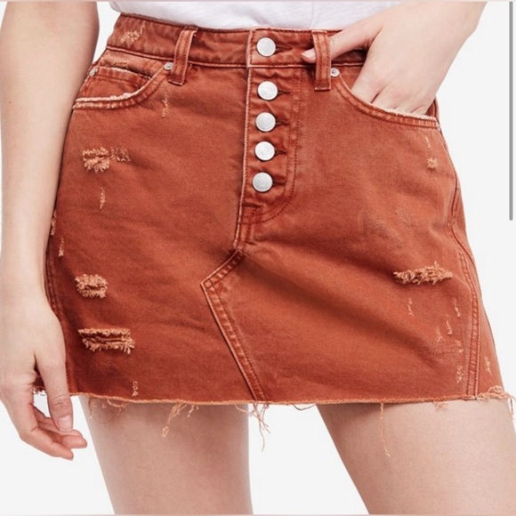 WE THE FREE People Bronze Distressed Denim Jean Mini Skirt Raw Hem Orange Rust - Picture 4 of 12